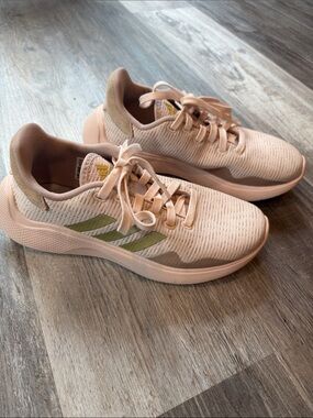 Light Pink Women's Knit Athletic Sneakers